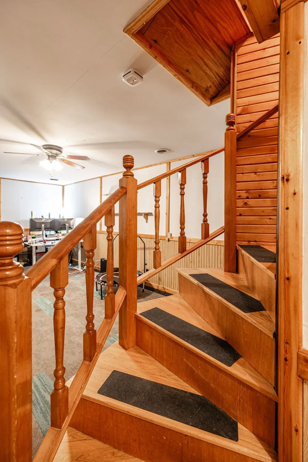 825 Harsh Ln Castalian Springs, TN 37031