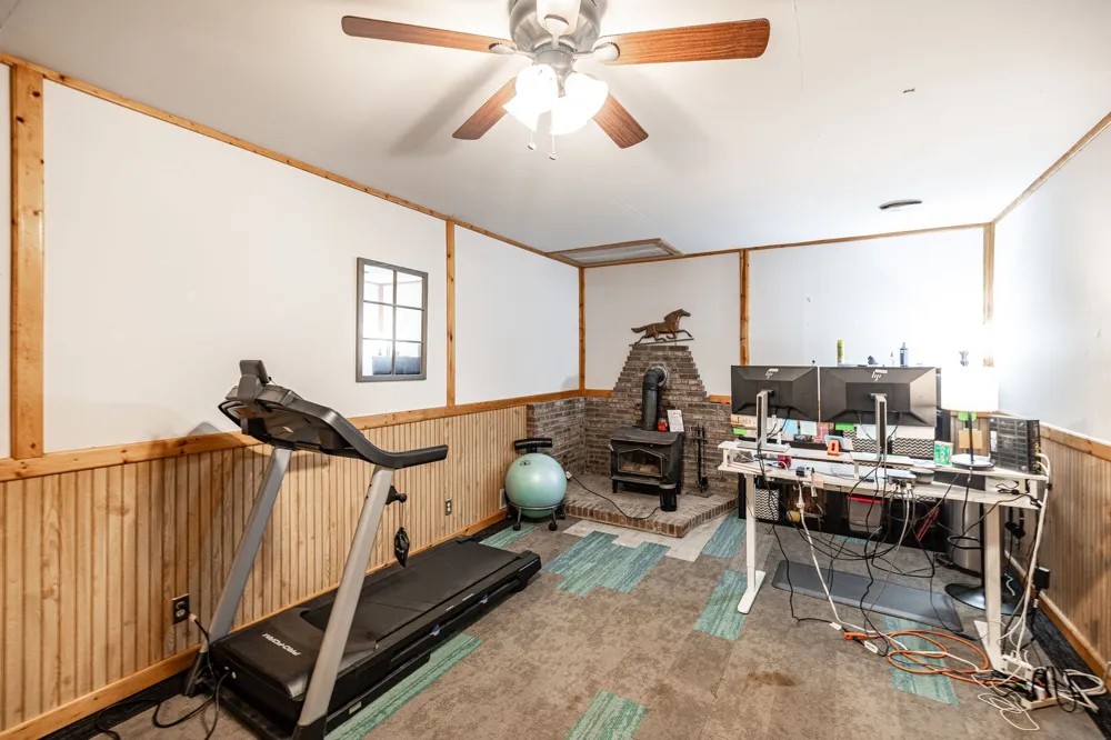 825 Harsh Ln Castalian Springs, TN 37031