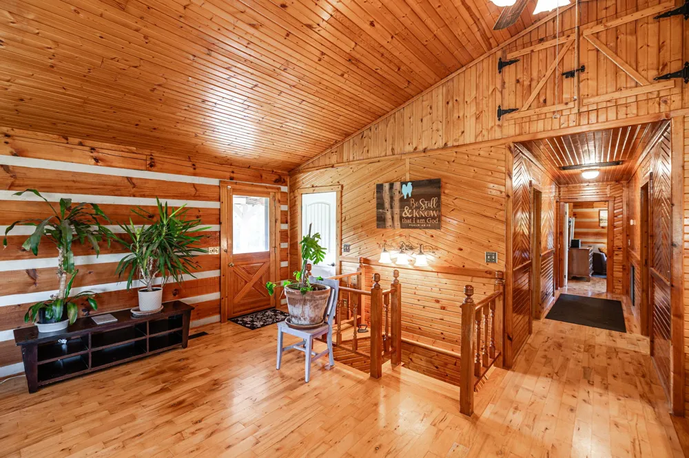 825 Harsh Ln Castalian Springs, TN 37031