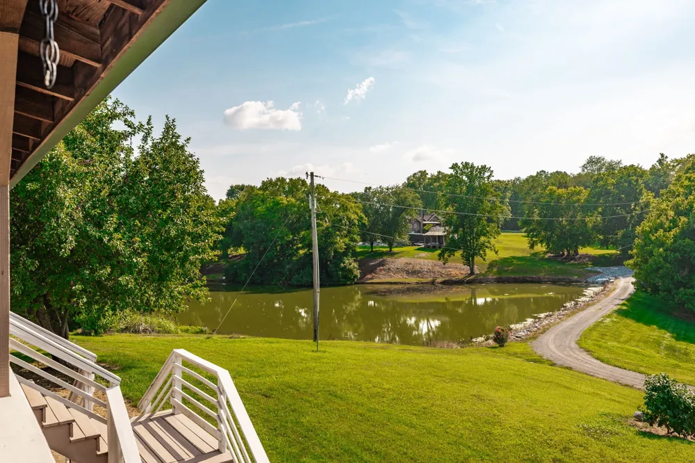 825 Harsh Ln Castalian Springs, TN 37031