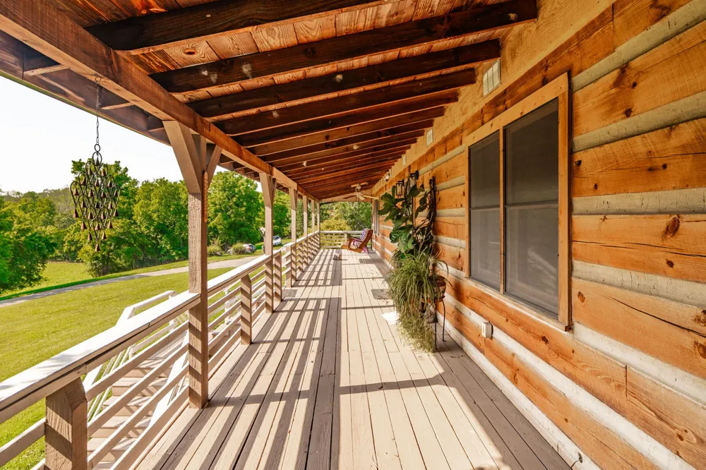 825 Harsh Ln Castalian Springs, TN 37031
