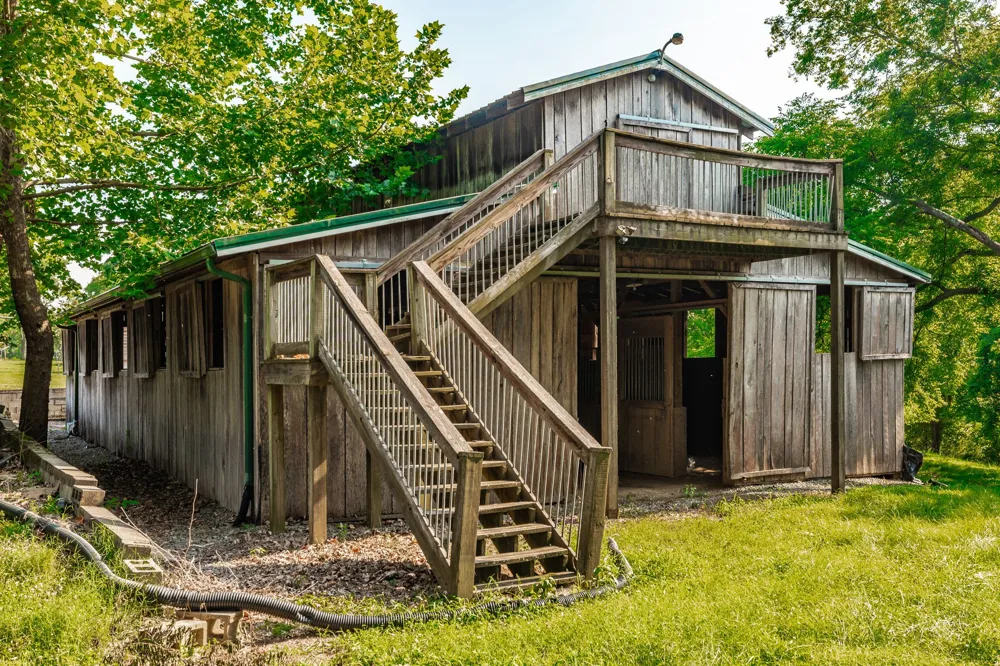 825 Harsh Ln Castalian Springs, TN 37031