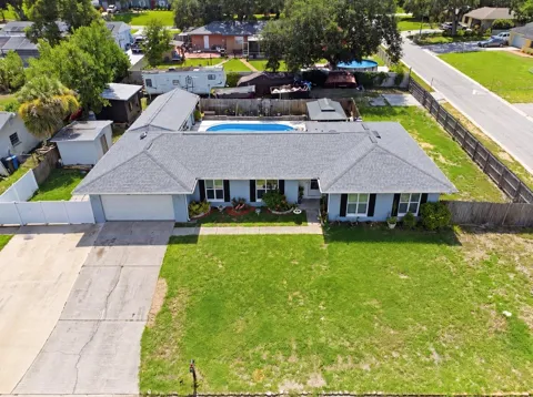 1124 KING ARTHUR COURT