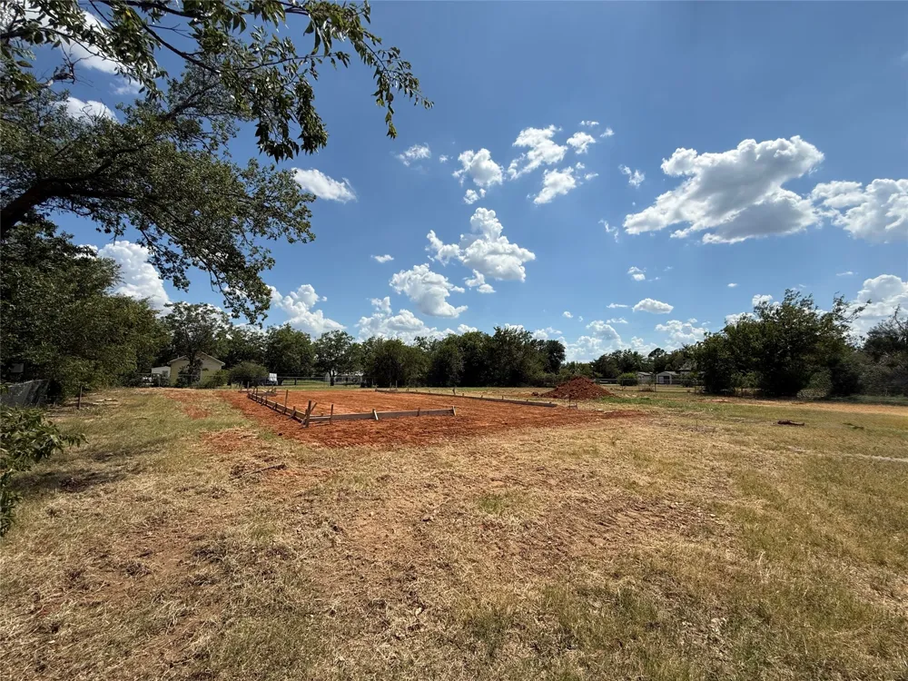 414 E Belknap Street Jacksboro, TX 76458