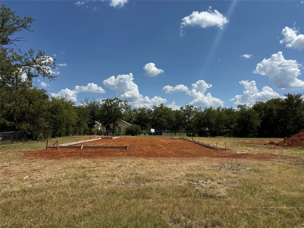 414 E Belknap Street Jacksboro, TX 76458