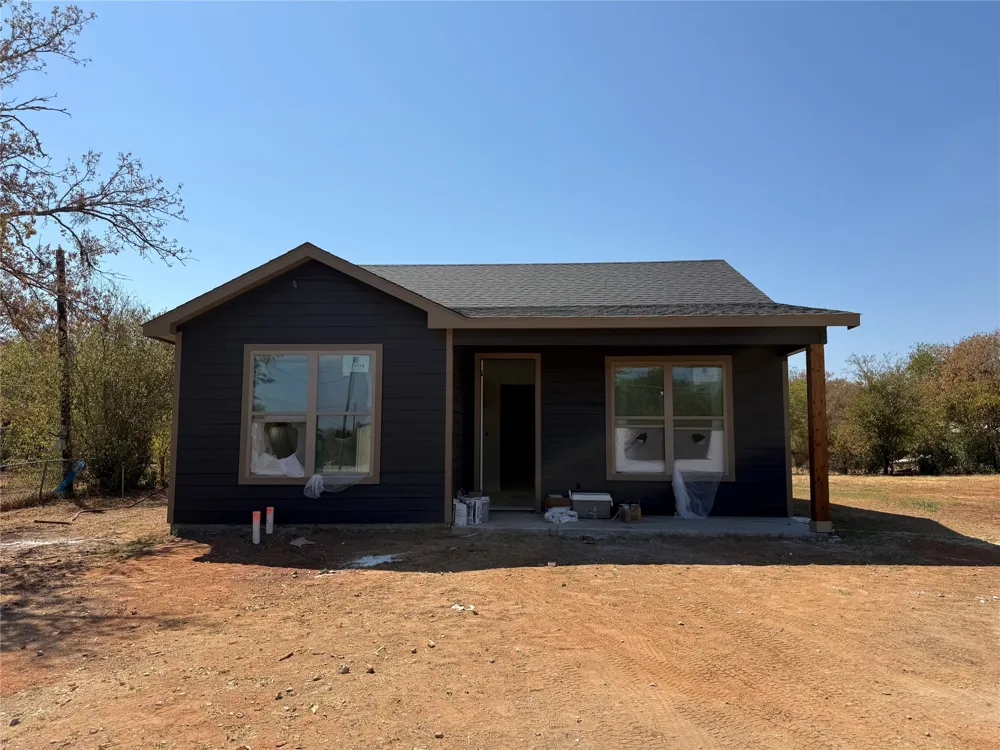 414 E Belknap Street Jacksboro, TX 76458