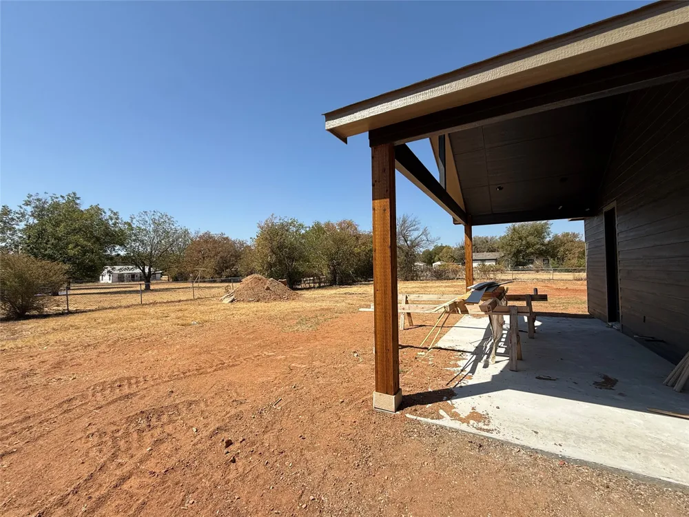 414 E Belknap Street Jacksboro, TX 76458