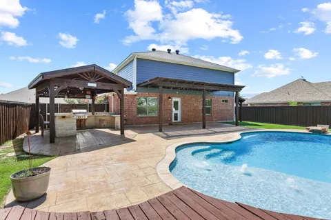 121 Sunset Lane
