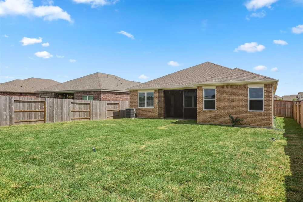 14213 Freeboard Drive Texas City, TX 77510