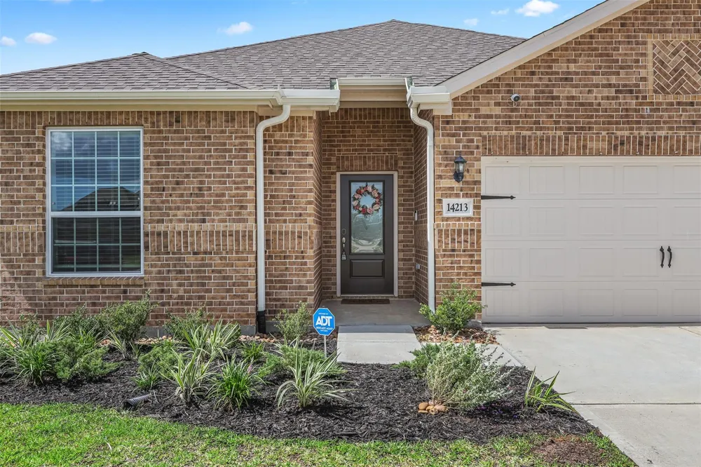 14213 Freeboard Drive Texas City, TX 77510