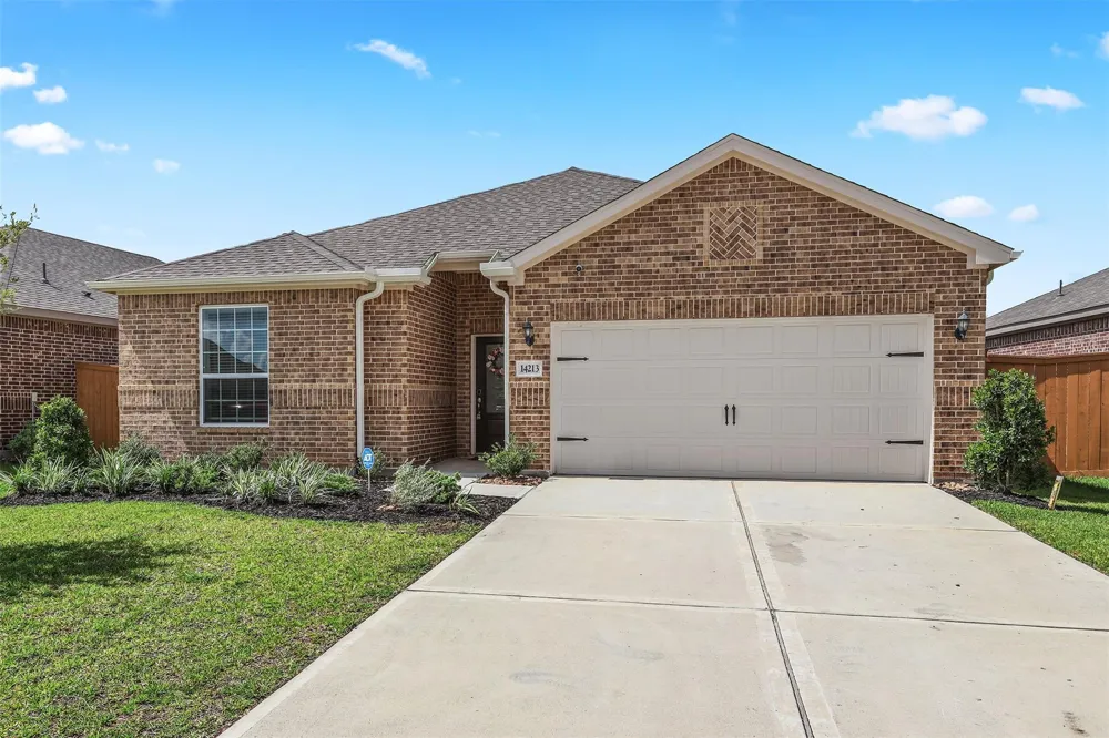 14213 Freeboard Drive Texas City, TX 77510