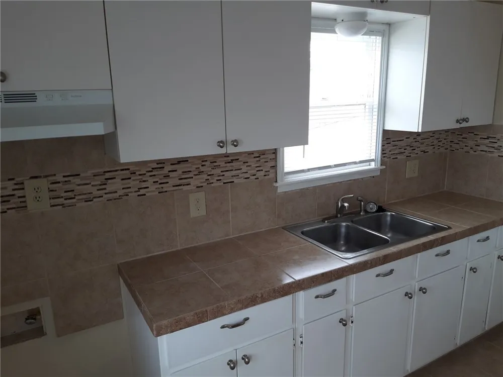 2801 Lawnview Street Corpus Christi, TX 78404