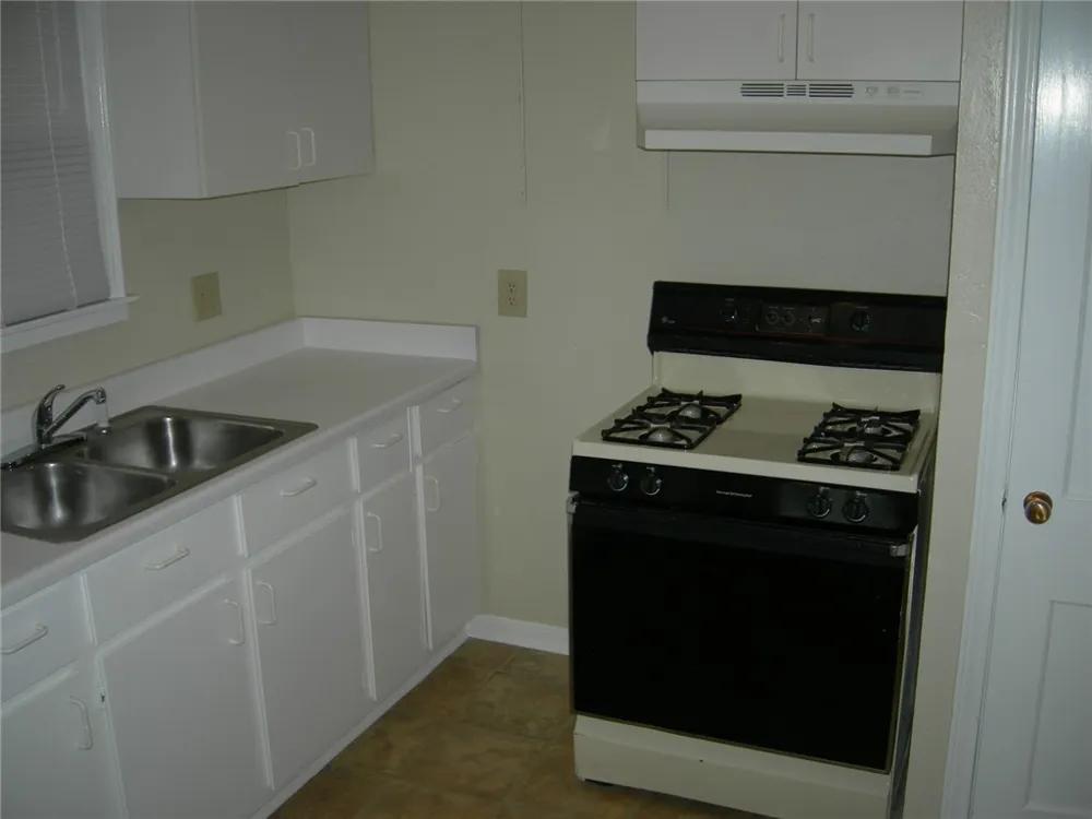 2801 Lawnview Street Corpus Christi, TX 78404