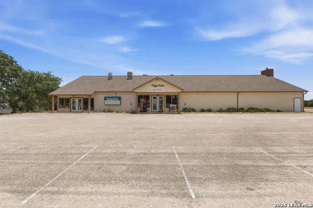 128 PRIVATE ROAD 1512 Bandera, TX 78003