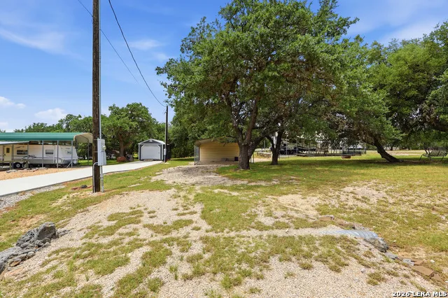 128 PRIVATE ROAD 1512 Bandera, TX 78003