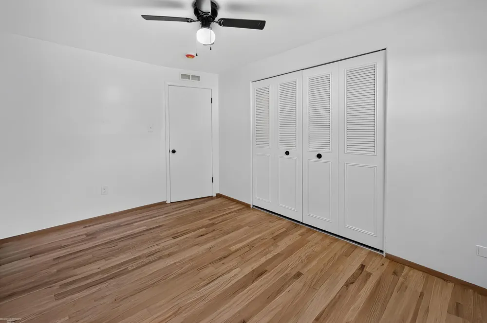511 Kinross Avenue Clawson City, MI 48017