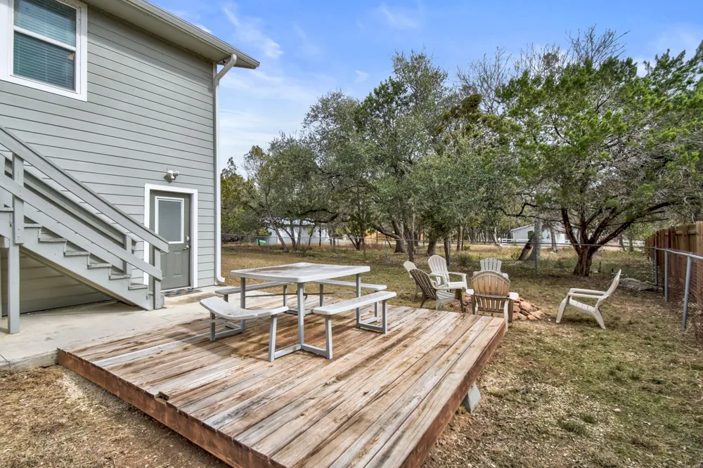 2591 Lakeshore Drive Canyon Lake, TX 78133