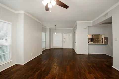 7151 Gaston Avenue #1101