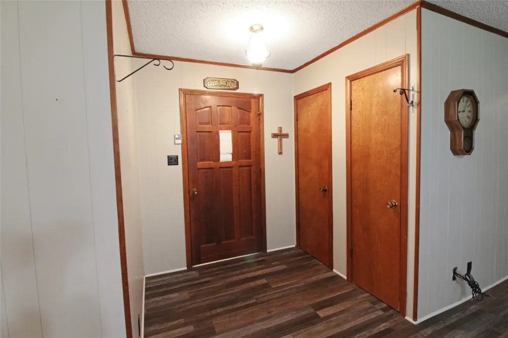 8769 S Fm 148 Scurry, TX 75158