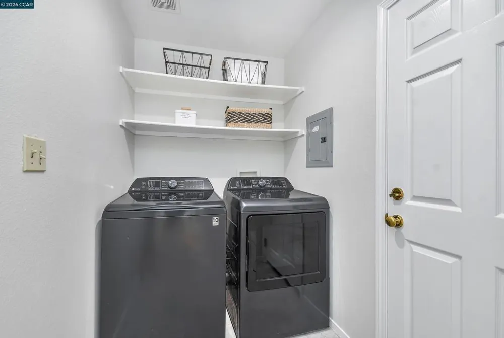 280 Brady Street Martinez, CA 94553