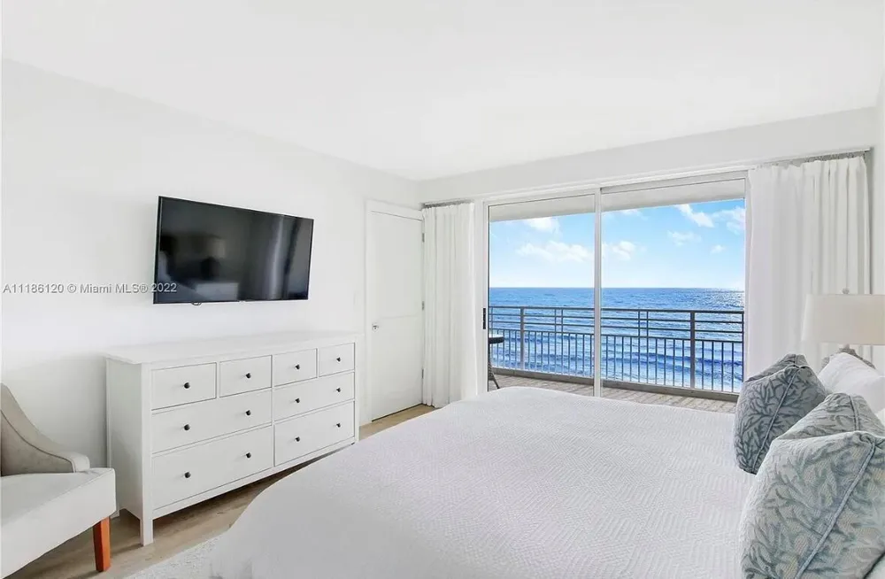 350 S Beach Road #401 Tequesta, FL 33469