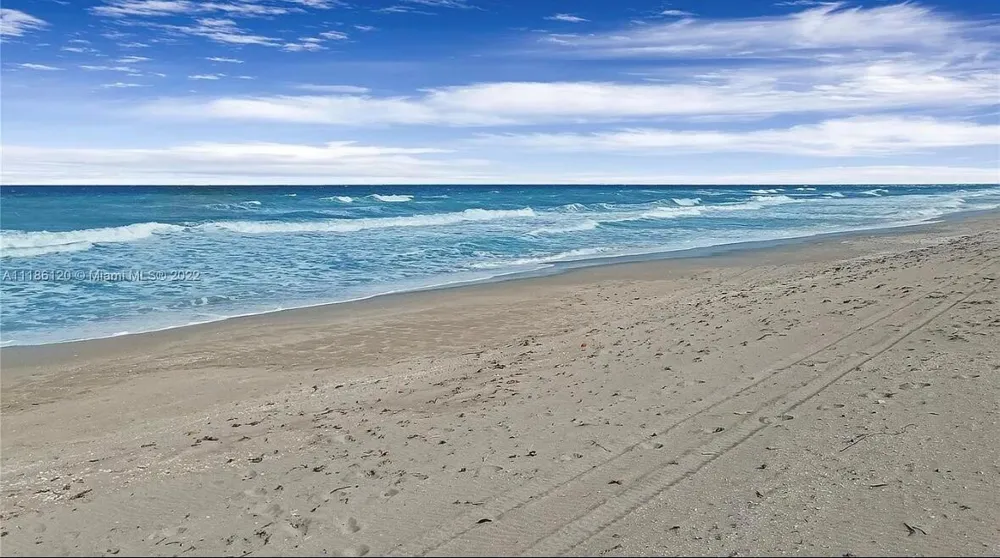 350 S Beach Road #401 Tequesta, FL 33469