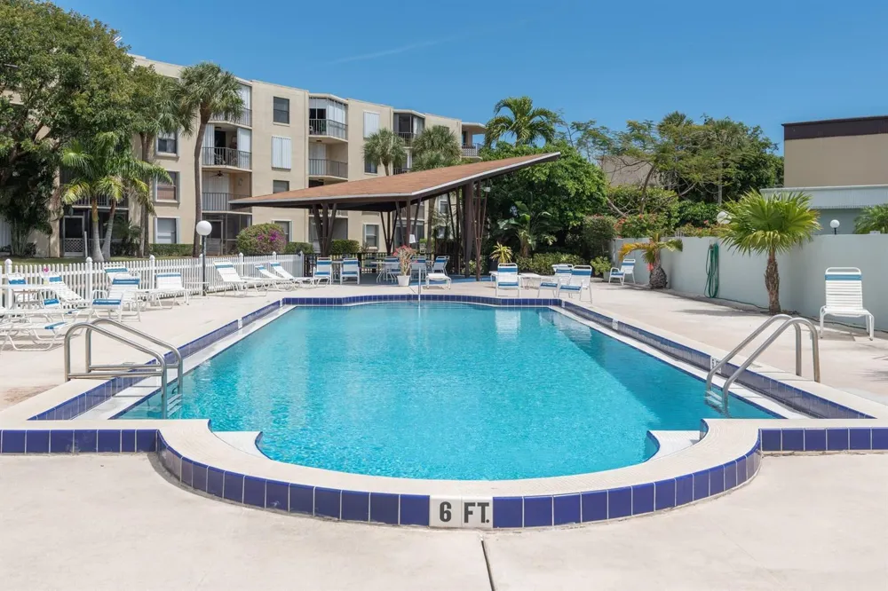 896 Federal Highway #527 Lantana, FL 33462