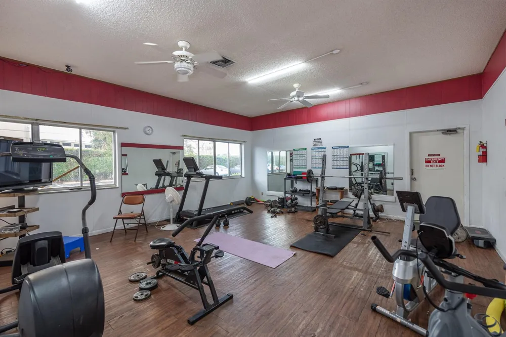 896 Federal Highway #527 Lantana, FL 33462