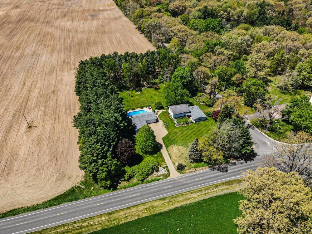 6985 12th Street Alamo Township, MI 49009