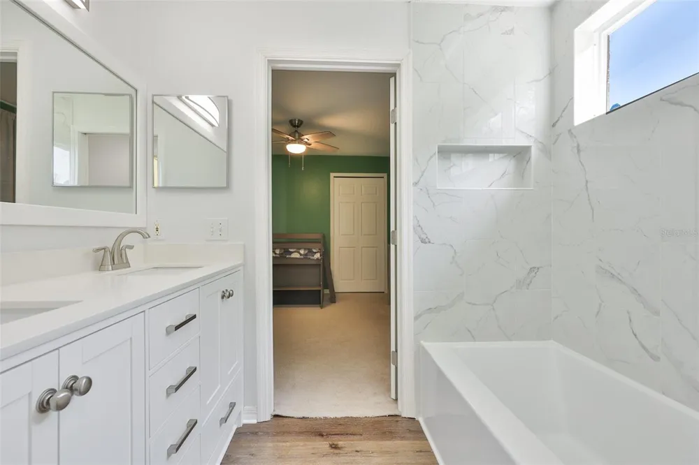 10234 BLOOMFIELD HILLS DRIVE Seffner, FL 33584
