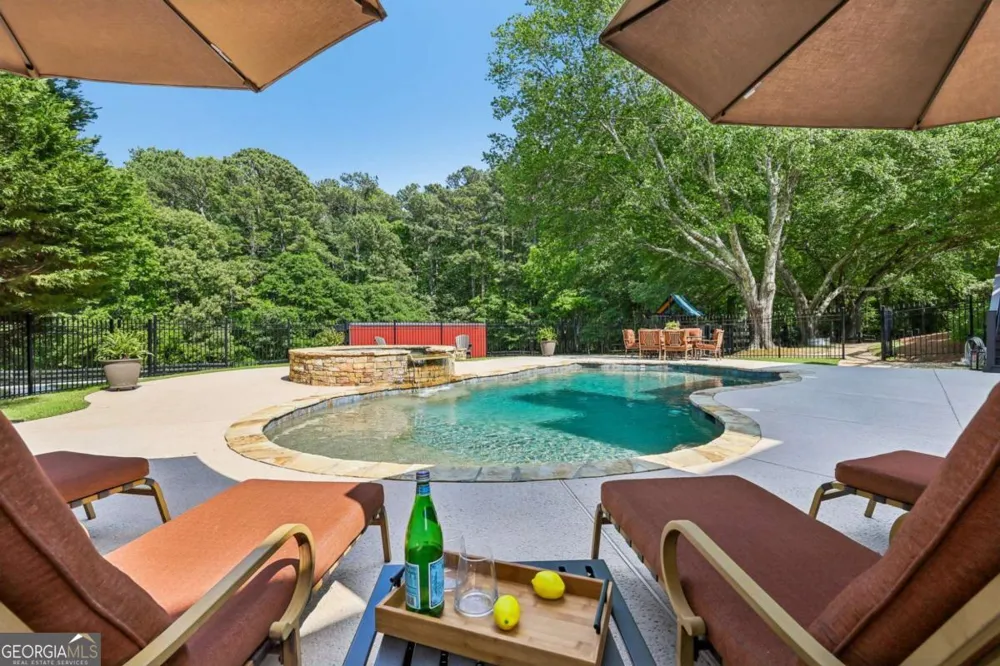 2670 Camp Mitchell RD Grayson, GA 30017