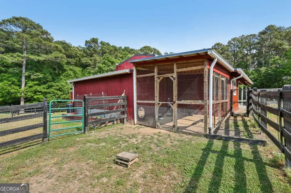 2670 Camp Mitchell RD Grayson, GA 30017
