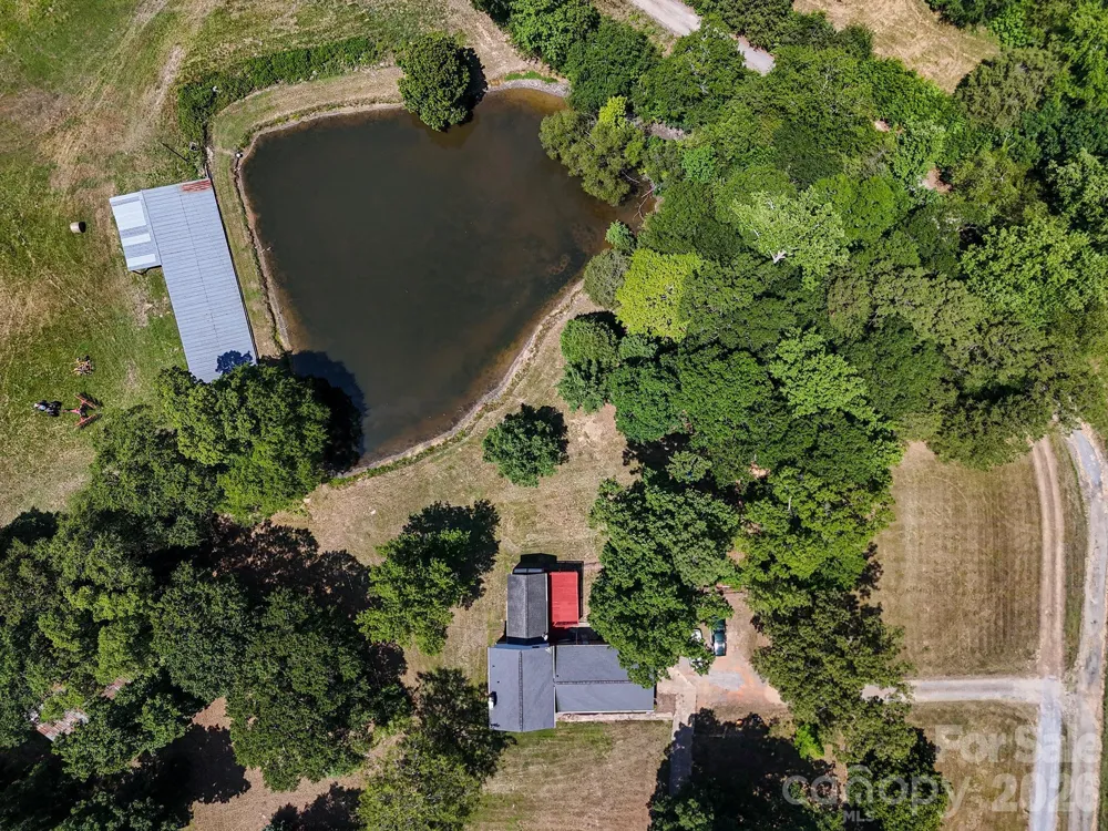 813 Robinson Clemmer Road Dallas, NC 28034