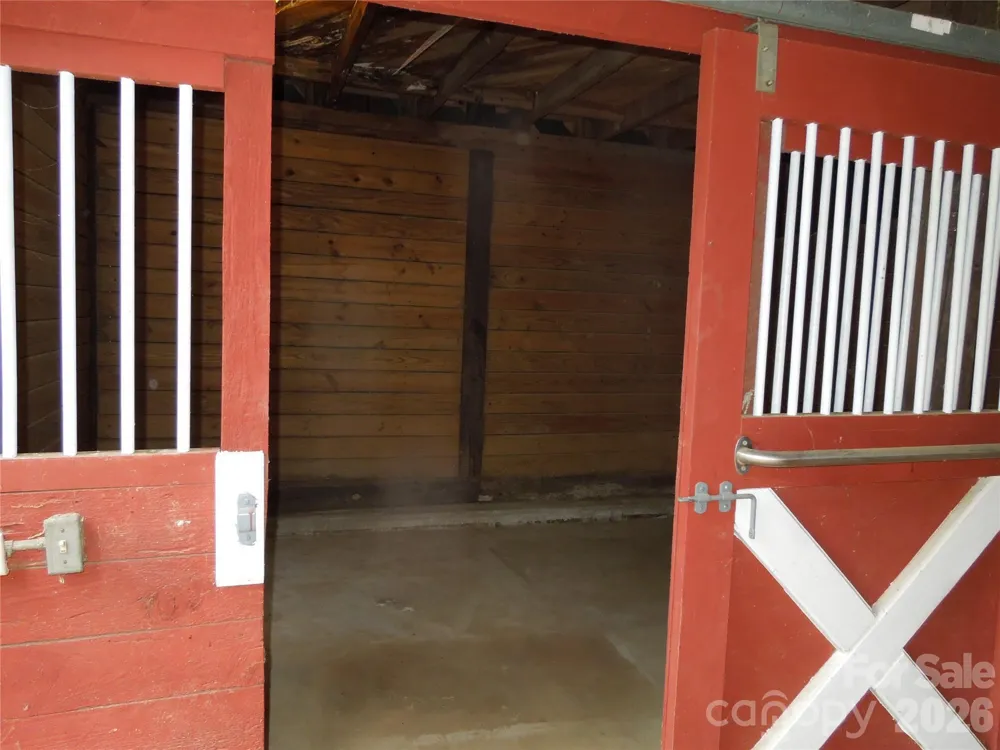 813 Robinson Clemmer Road Dallas, NC 28034