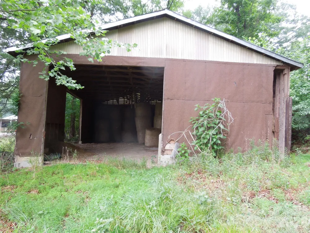 813 Robinson Clemmer Road Dallas, NC 28034