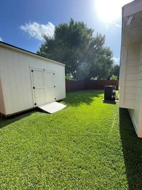 10923 Birch Drive La Porte, TX 77571