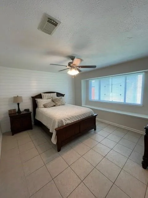 10923 Birch Drive La Porte, TX 77571