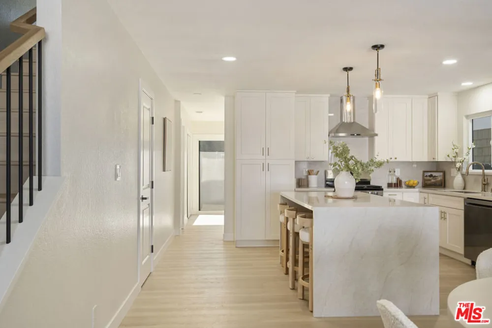 1747 Wollacott Street Redondo Beach, CA 90278