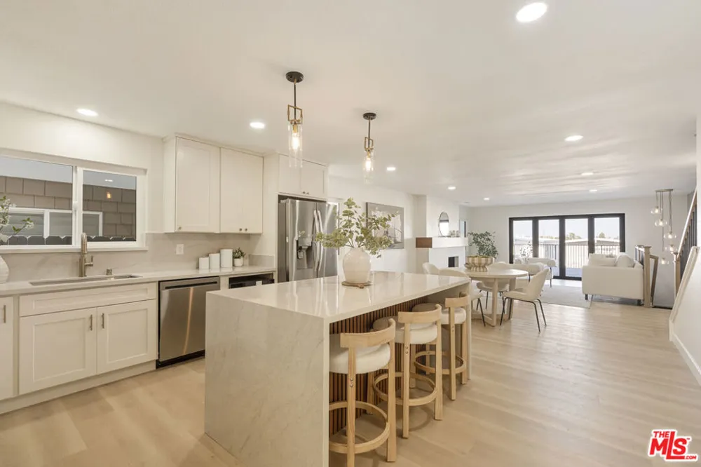 1747 Wollacott Street Redondo Beach, CA 90278