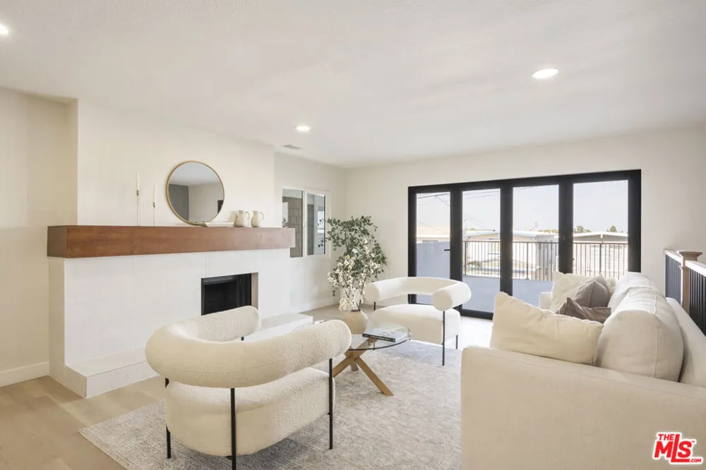 1747 Wollacott Street Redondo Beach, CA 90278