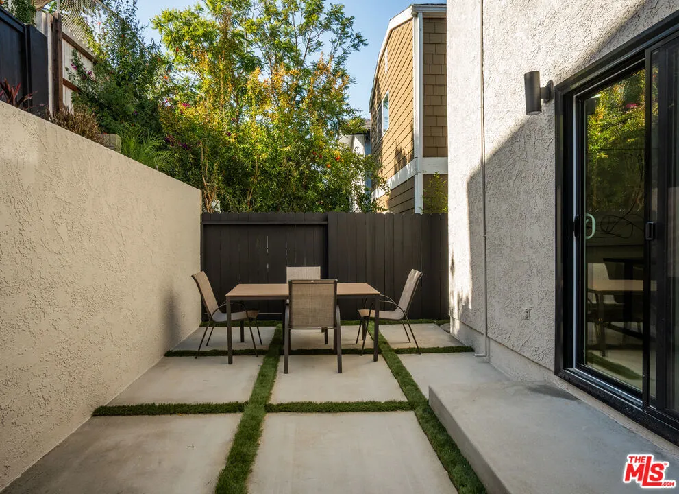 1747 Wollacott Street Redondo Beach, CA 90278
