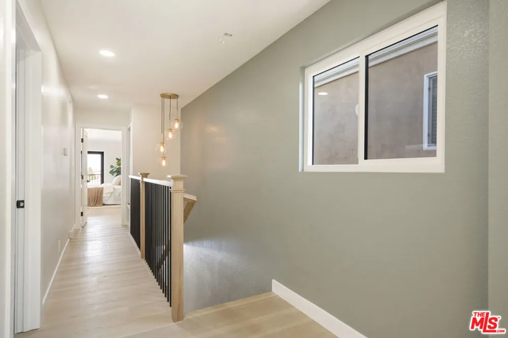 1747 Wollacott Street Redondo Beach, CA 90278