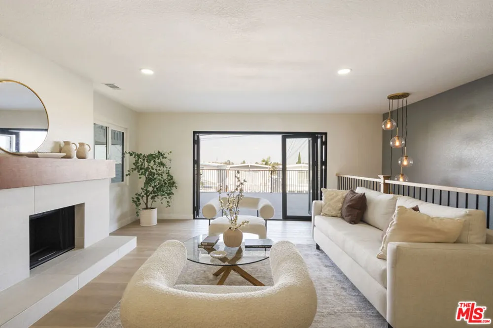 1747 Wollacott Street Redondo Beach, CA 90278