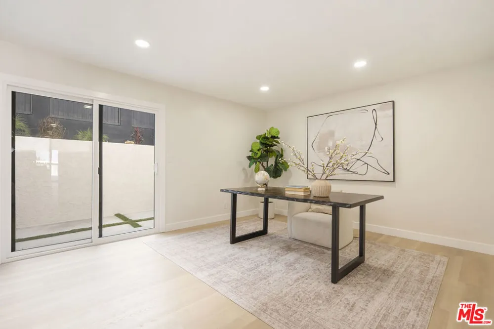 1747 Wollacott Street Redondo Beach, CA 90278