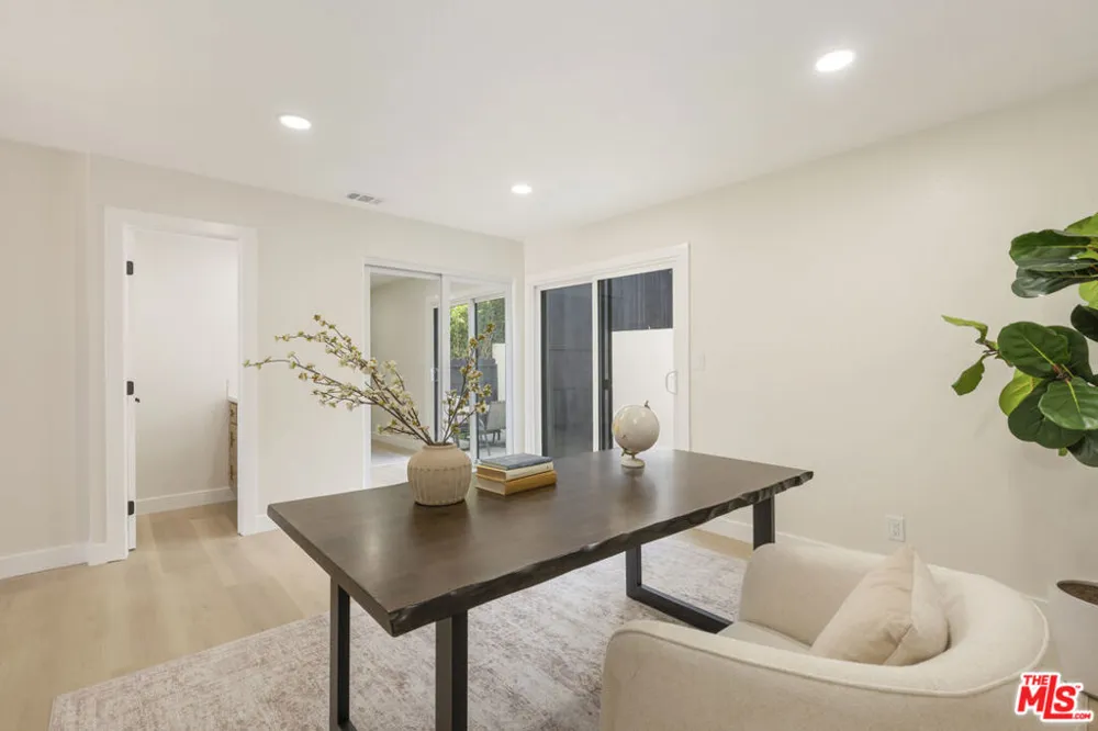 1747 Wollacott Street Redondo Beach, CA 90278