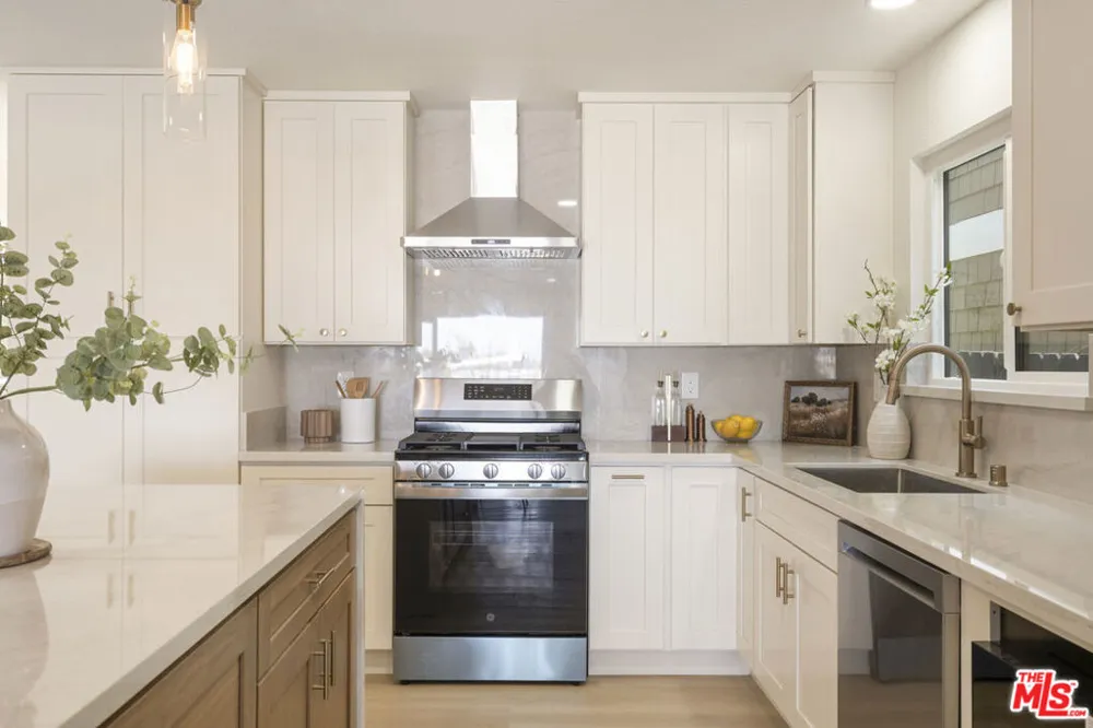 1747 Wollacott Street Redondo Beach, CA 90278