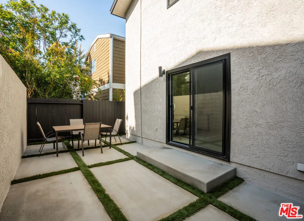 1747 Wollacott Street Redondo Beach, CA 90278