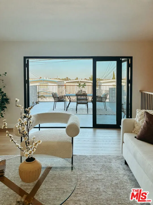1747 Wollacott Street Redondo Beach, CA 90278