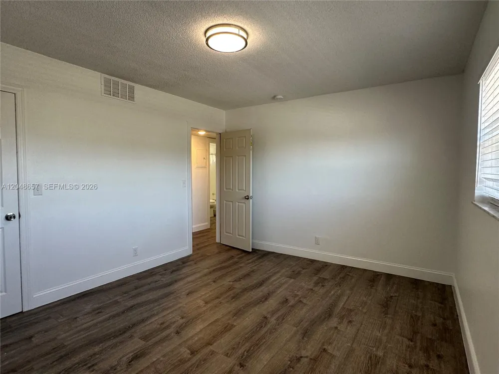 2401 NW 9th Ave #3 Wilton Manors, FL 33311
