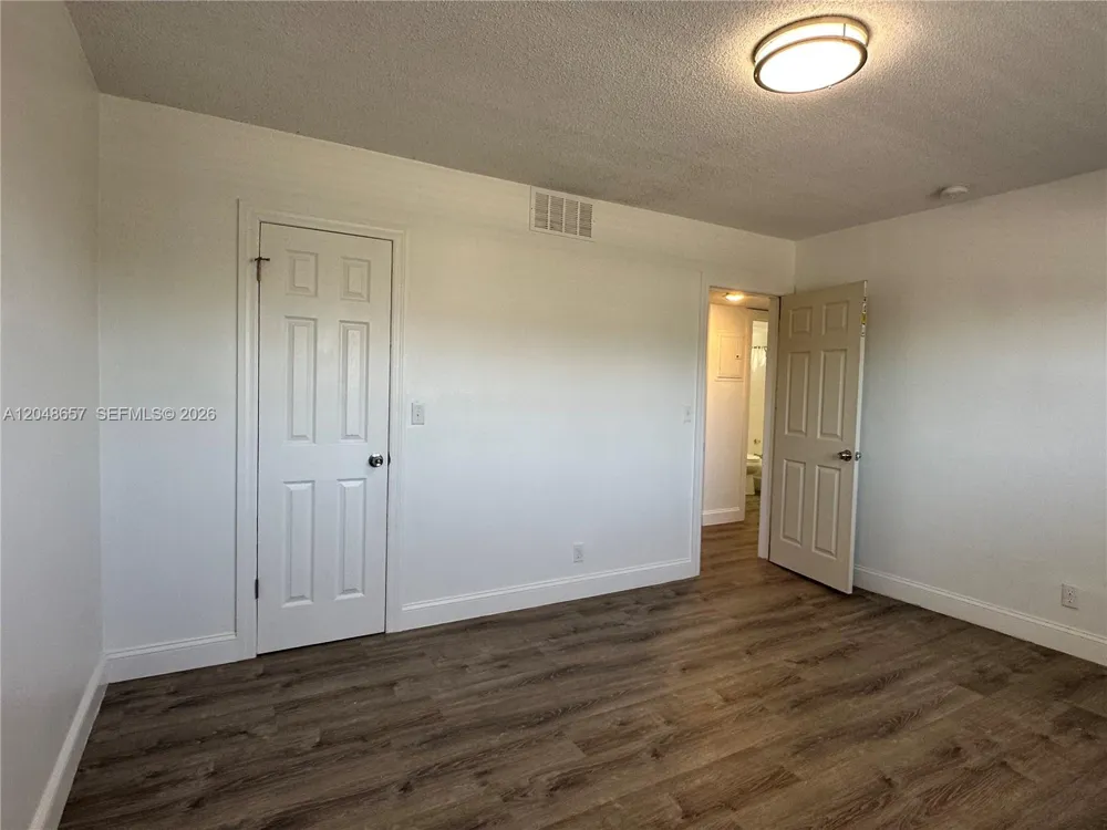 2401 NW 9th Ave #3 Wilton Manors, FL 33311